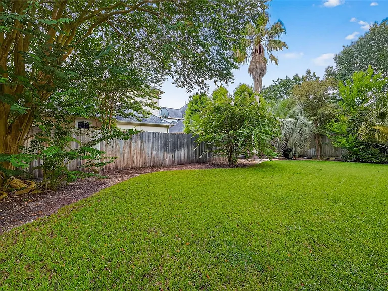 1803 Cottage Landing Ln — Photo 50