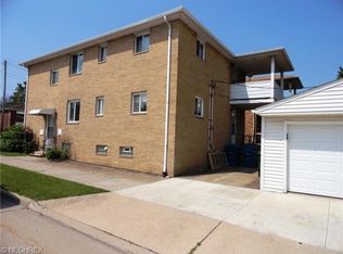 2902 Snow Rd, Parma, OH 44134