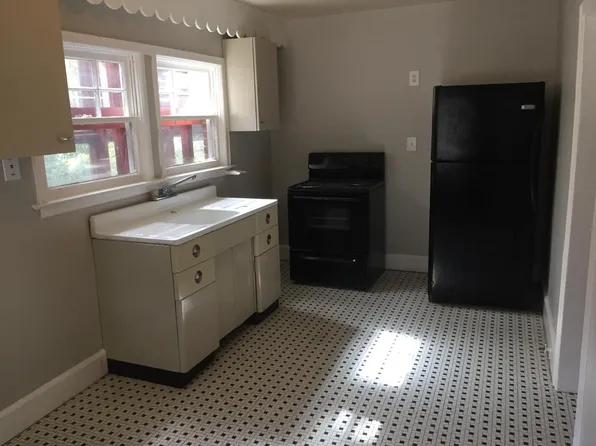 1647 Melrose Dr SW, Atlanta, GA 30310