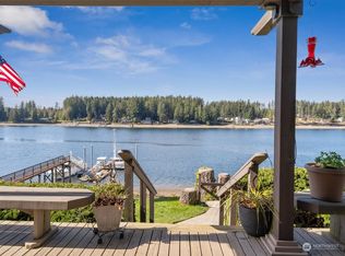 1360 E Treasure Island Dr, Allyn, WA