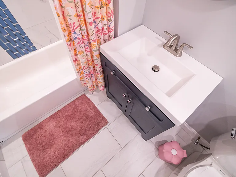 100 Zittel St #3 — Photo 11