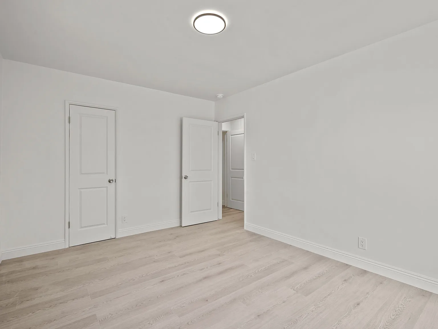 2 bed, 754 sqft, $2,495 — Photo 2