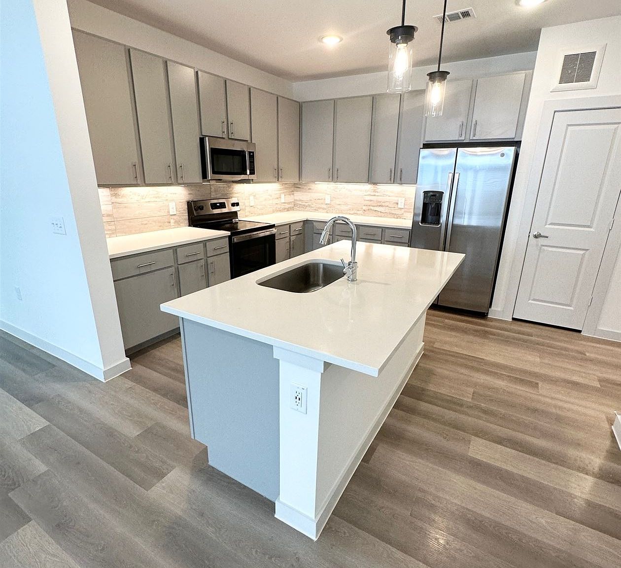 1029 N Saginaw Blvd, Fort Worth, TX 76179 Zillow