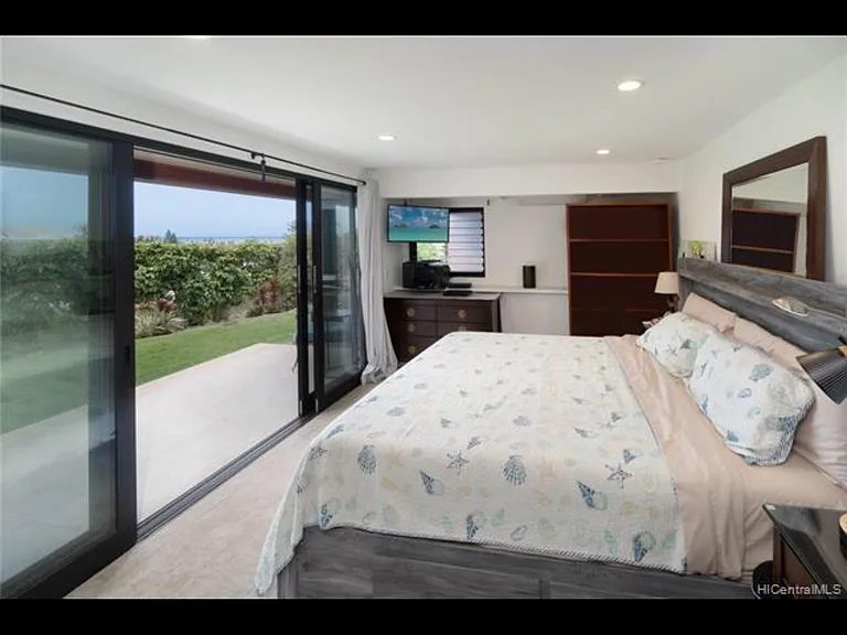 211 Luika Pl — Photo 6