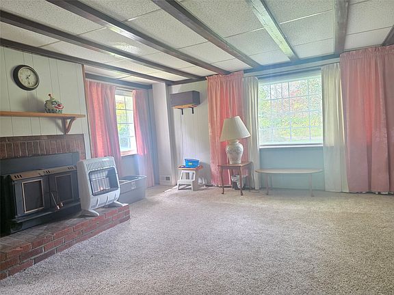 4th image of 1100 Ithaca Rd