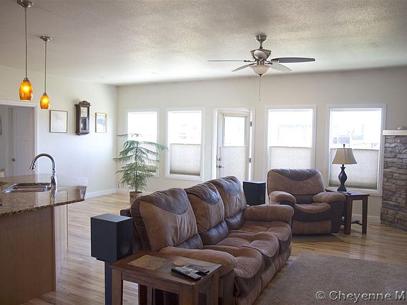 3rd image of 4217 Shoshone Dr