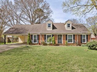 1555 Riverdale Rd, Germantown, TN 38138