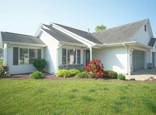 2132 Red Squirrel Ct, Warsaw, IN 46582