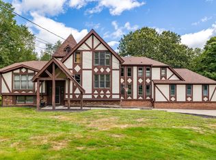 112 Hartford Rd, Salem, CT 06420