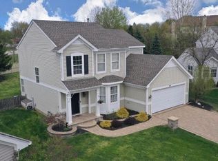 84 Flynn Ct, North Aurora, IL 60542