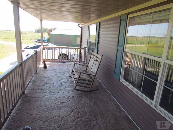 3rd image of 10779 O Ave