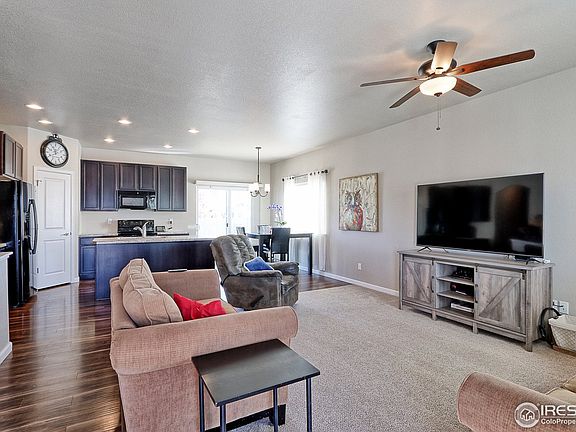 3rd image of 802 Settlers Dr
