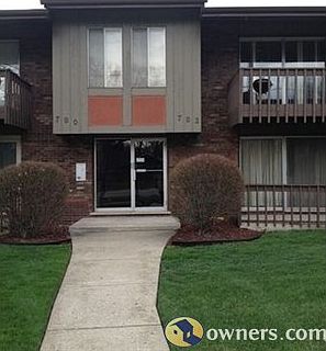 1st image of 703 E 194th St