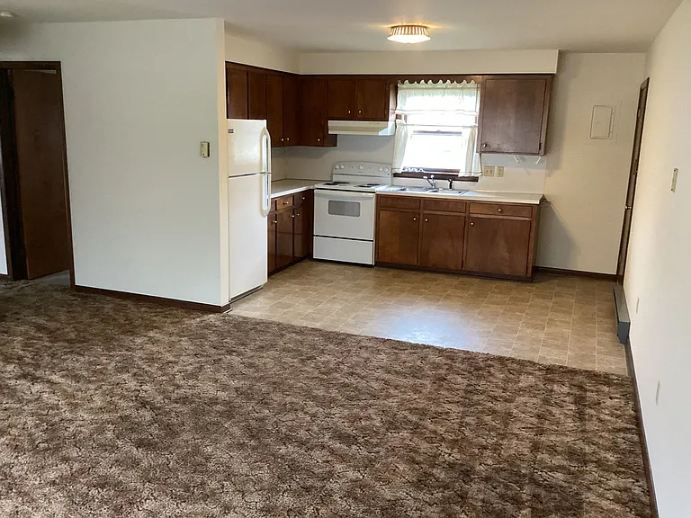 21-23 Tritle Ave — Photo 7