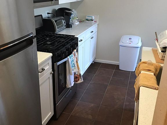5th image of 820 Padua Ln