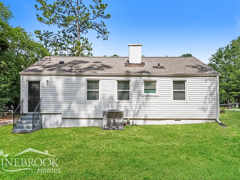 2824 Cornelia Rd — Photo 12