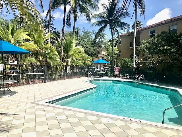 741 N Pine Island Rd #303 — Photo 15