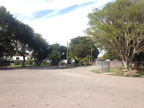 4th image of 19800 SW 180th Ave Lot 492
