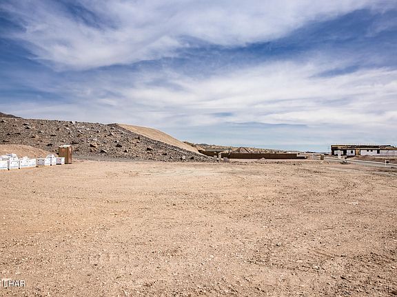 4th image of 6701 Calle De La Luna