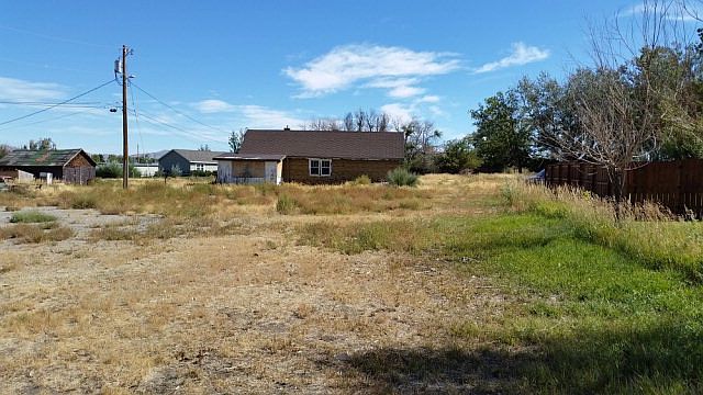 2nd image of 2106 26th St