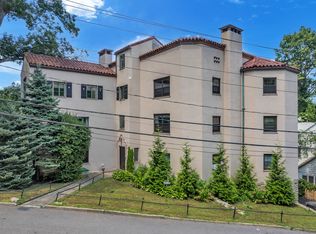 59 Kensington Rd APT 3A, Bronxville, NY 10708