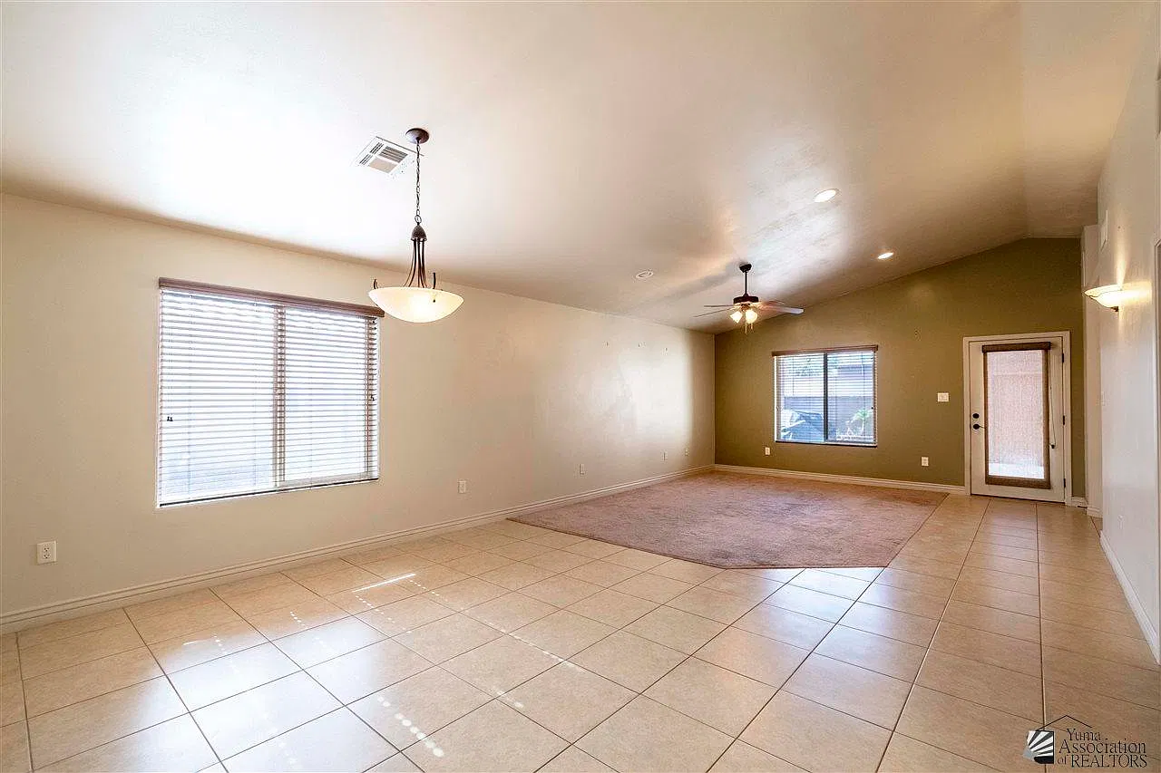 3 bed, 1545 sqft, $1,850 — Photo 3