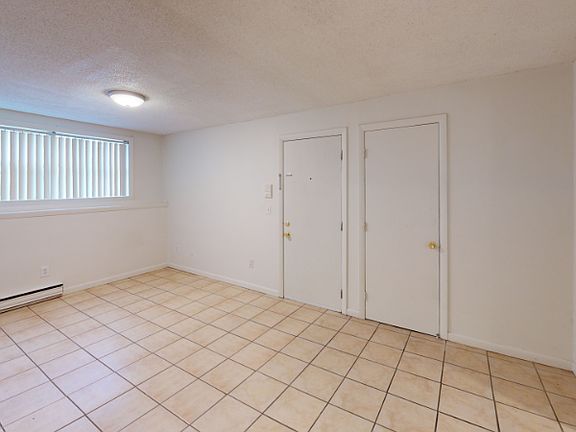 5th image of 34 Pleasant St