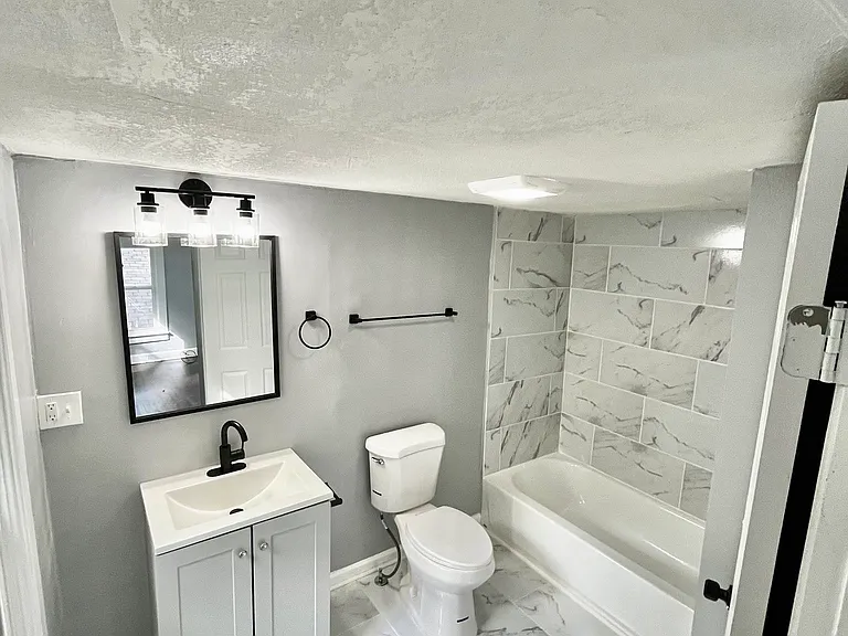 4327 Flora Ave — Photo 5