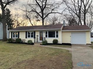 3325 Romaker Rd, Toledo, OH 43615