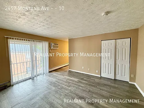 2457 Montana Ave #10 Photo 1