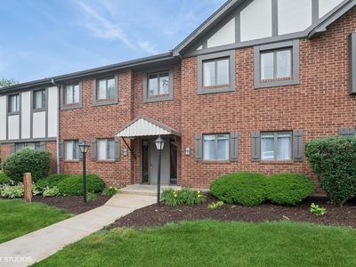 48 Parliament Dr W #132, Palos Heights, IL, 60463