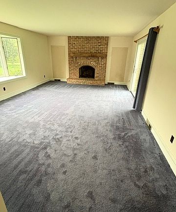 2nd image of 152 Lindecamp Ln