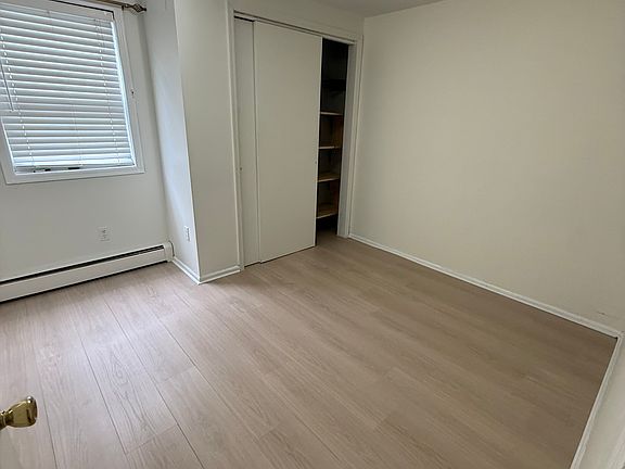 4th image of 58 Van Buren St Floor 1