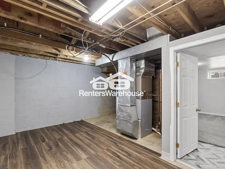 241 Cedarmere Cir — Photo 24