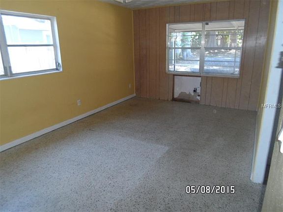 5th image of 1856 4th St SE