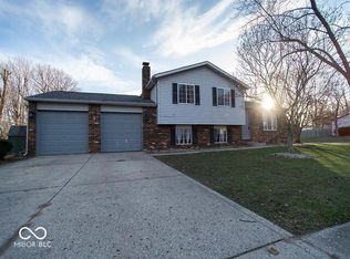 5835 Pemberly Dr, Indianapolis, IN 46221