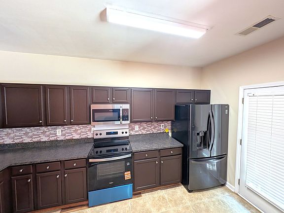 3rd image of 4283 Glenlea Commons Dr