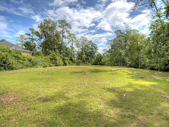 One of a Kind Location in Sought After Spring Branch Independent School District.