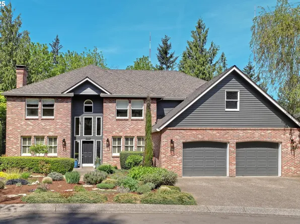 585 SW Regency Pl, Portland, OR 97225