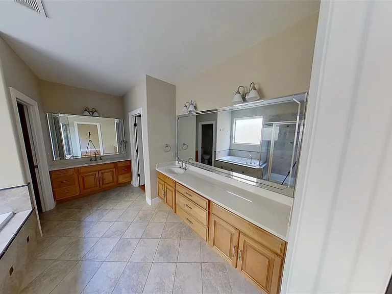 2506 Camden Park — Photo 15
