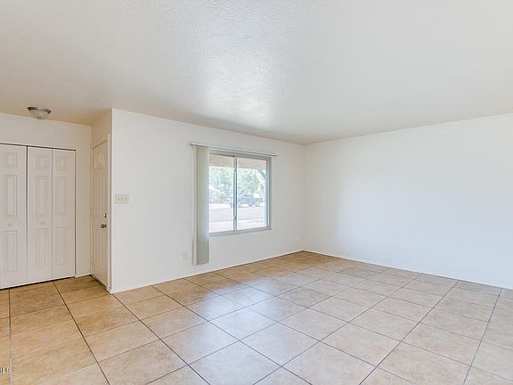 4th image of 9619 N 43rd Dr