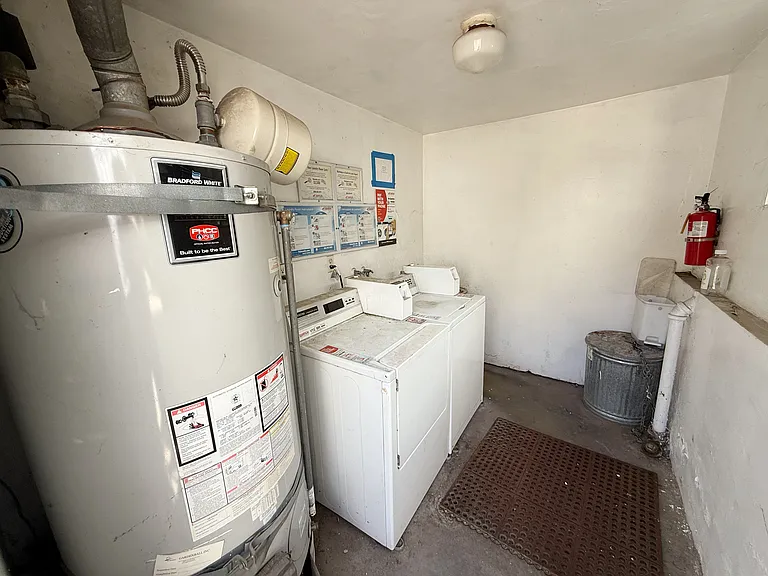 1581 College View Dr #2 — Photo 13