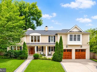 5601 Vernon Pl, Bethesda, MD 20817