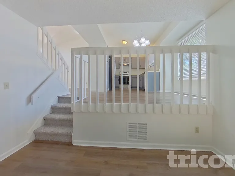 6570 Stonehedge Dr — Photo 15