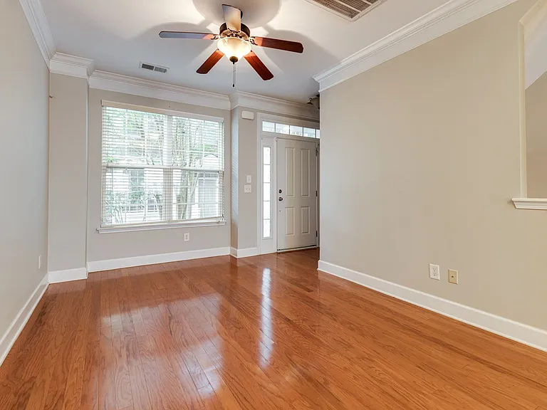 519 Saint Jules Ln — Photo 5