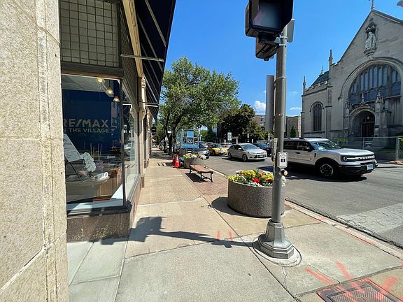 2nd image of 185 S Oak Park Ave #D
