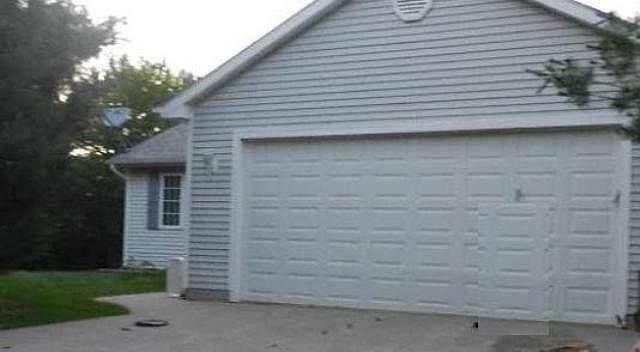 2nd image of 21511 350th St