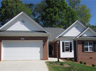 146 Stadium Oaks Dr, Clemmons, NC 27012