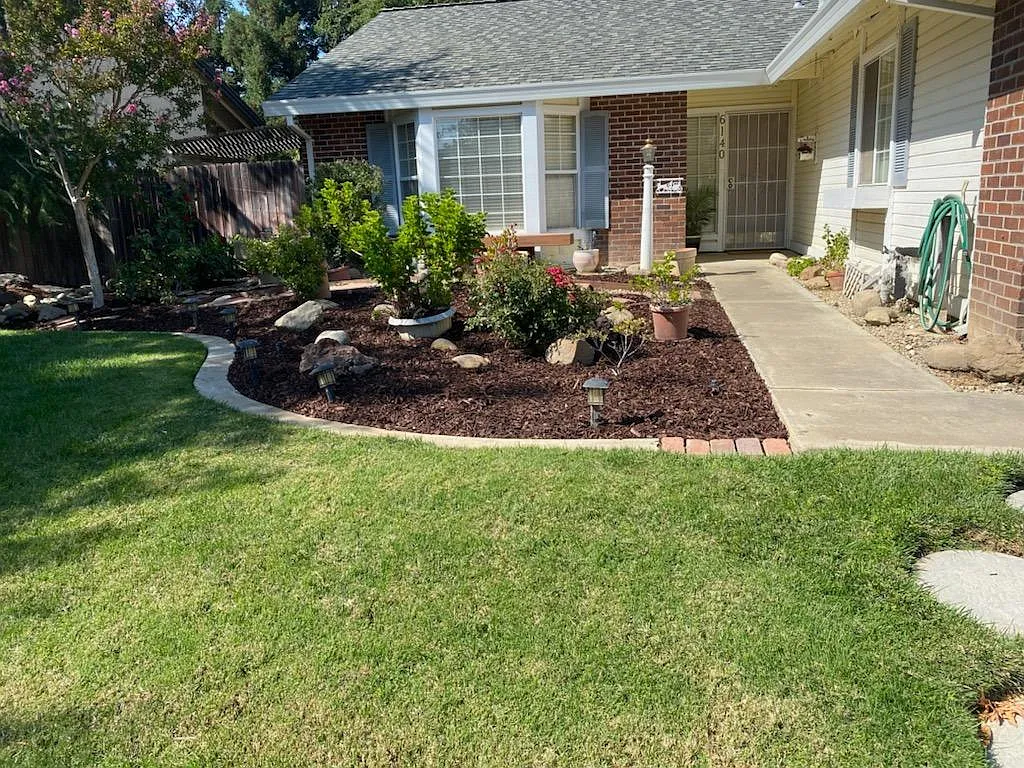 6140 Laguna Villa Way photo 1