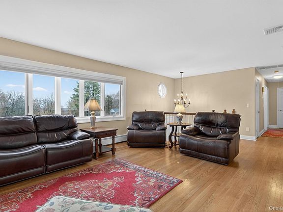 4th image of 41 Montclair Avenue